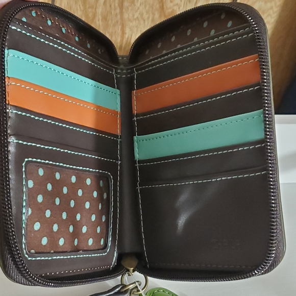 Chala | Vegan Owl Zip Around Wallet with Wrist Strap | NWT - Picture 3 of 5